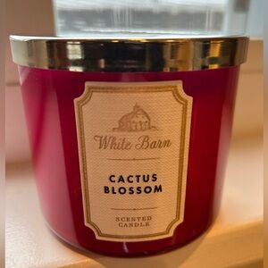 White Barn Cactus Blossom Scented Candle